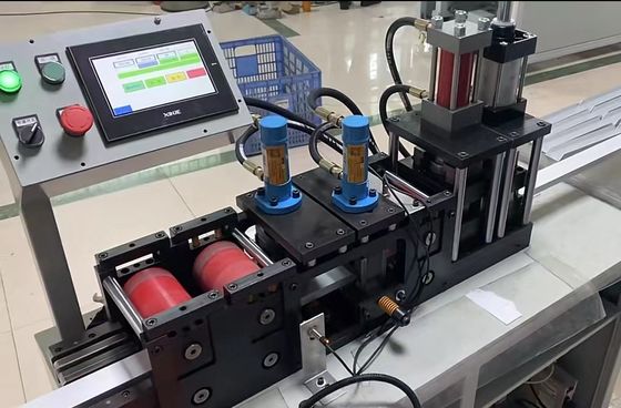 Máy cắt góc khung hồ sơ nhôm 380V Kiểm soát máy vi tính