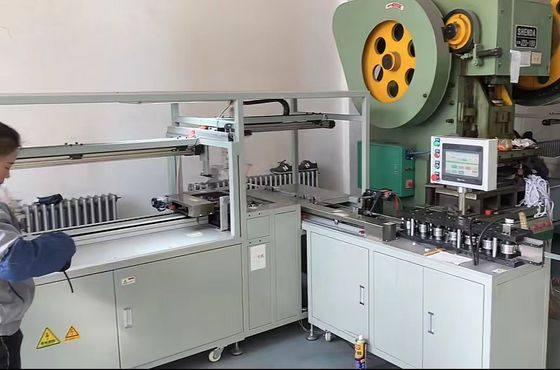 Bộ lọc bỏ túi quản lý không người lái Máy sản xuất bộ lọc không khí 220V 5.5KW